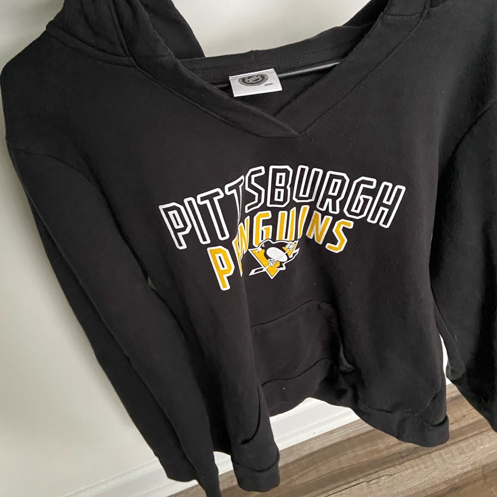 Women’s Pittsburgh Penguins Sweatshirt